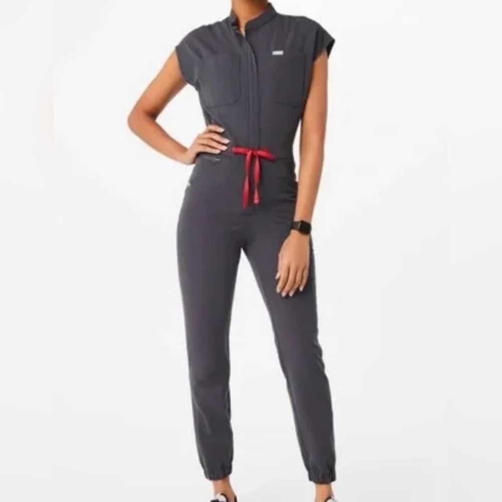 Figs Technical Collection Jumpsuit Jogger Scrub Size: XS